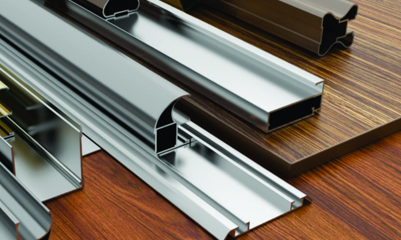 Услуги по резке профилей для шкафов-купе и стеклянных фасадов в алюминиевом профиле